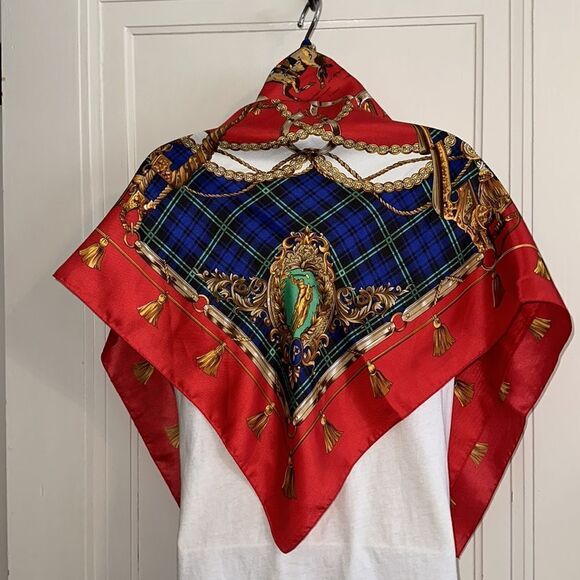 Vintage 80s/90s large polo, horses, bridle themed red, blue & gold scarf - Picture 8 of 8